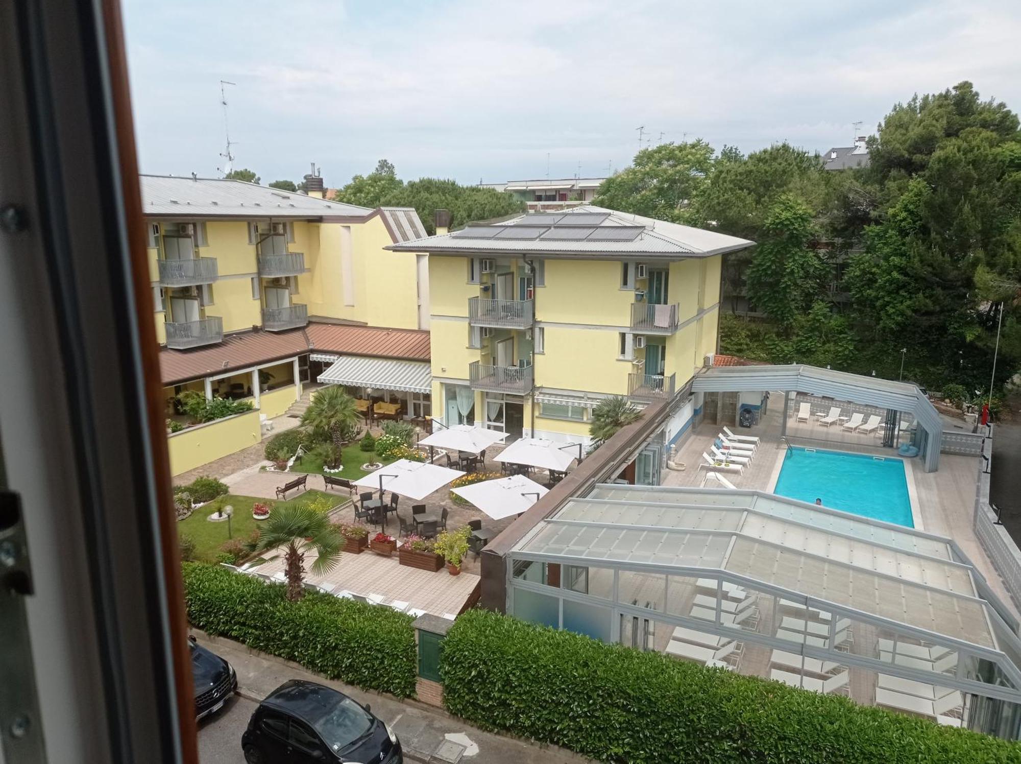 Seaview Beach Front Grado Pineta Andromeda Quarto foto